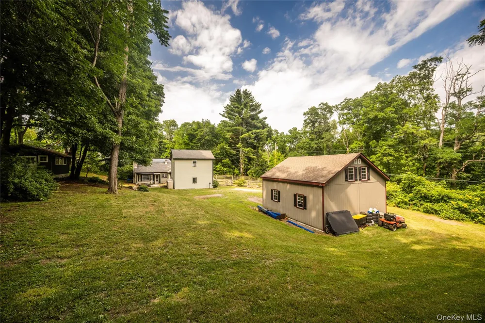 205 Marshall Road Salt Point, NY 12578