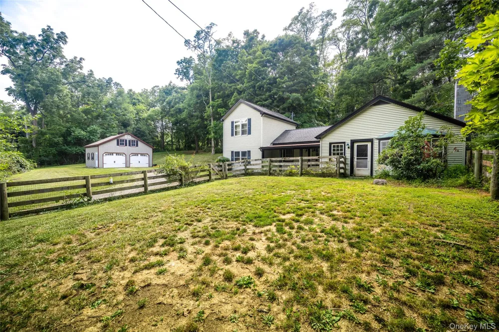 205 Marshall Road Salt Point, NY 12578