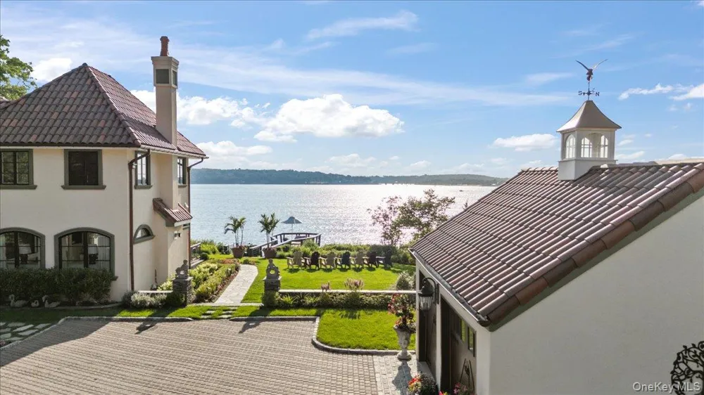 353 Centre Island Road Oyster Bay, NY 11771