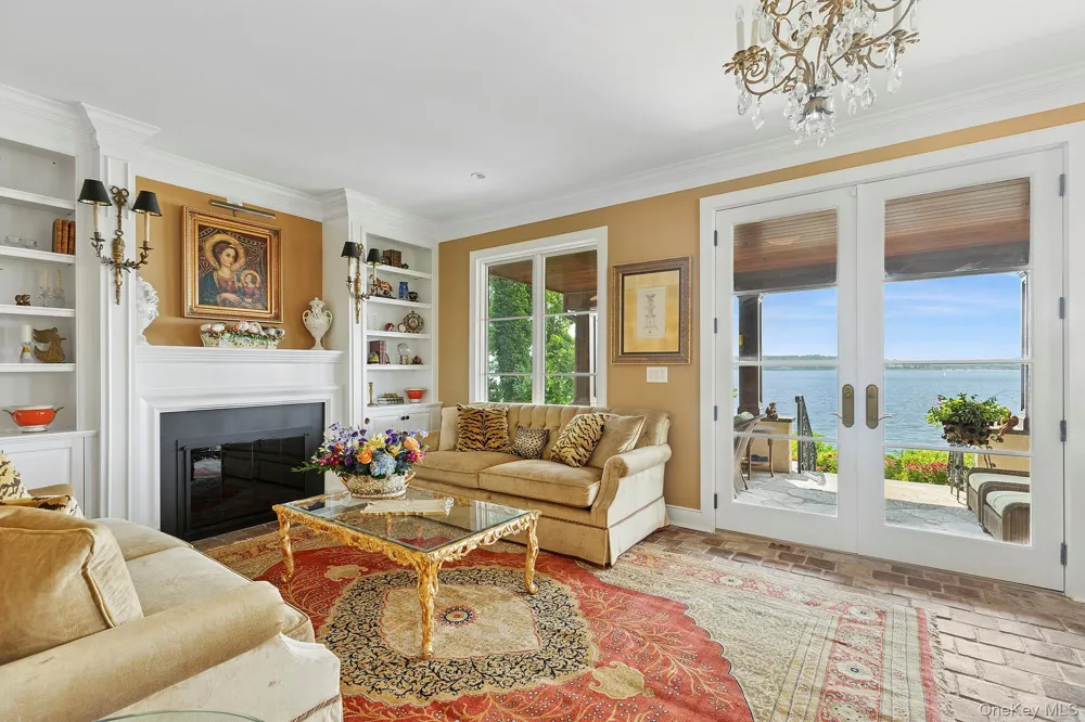 353 Centre Island Road Oyster Bay, NY 11771