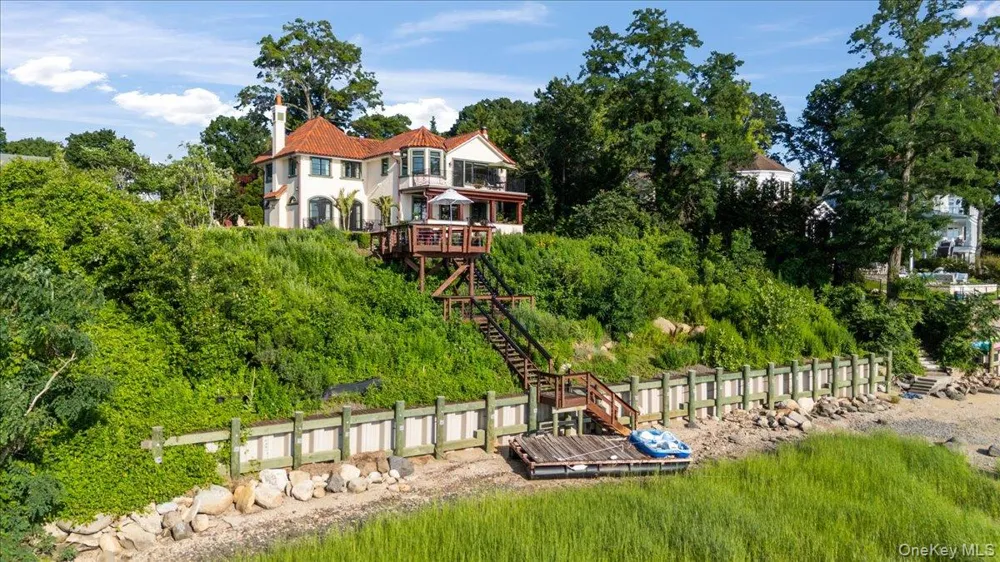 353 Centre Island Road Oyster Bay, NY 11771