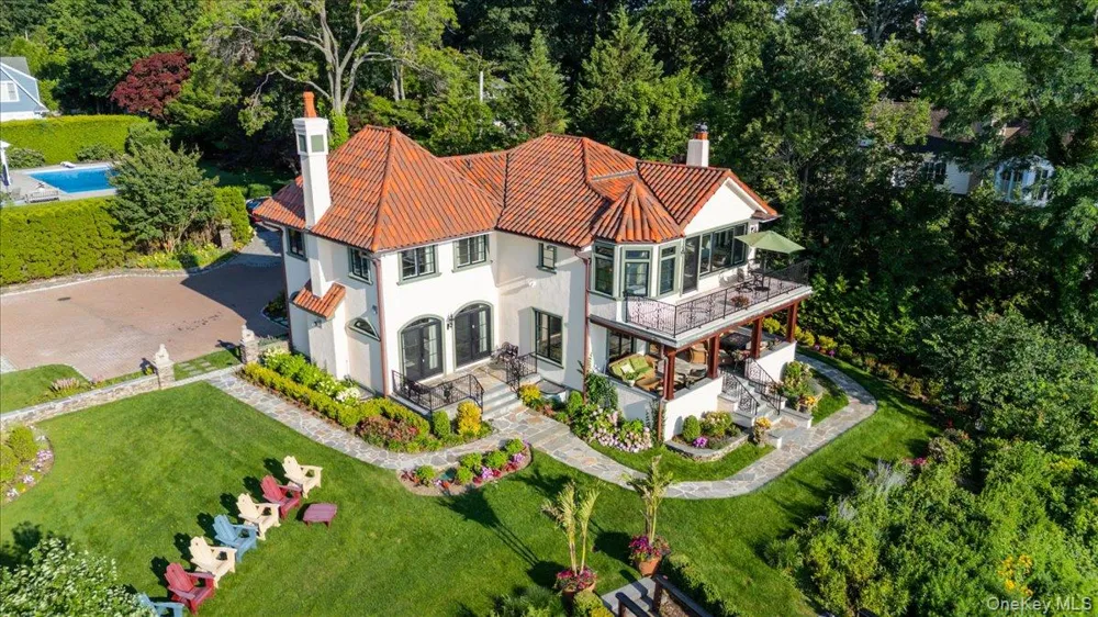 353 Centre Island Road Oyster Bay, NY 11771