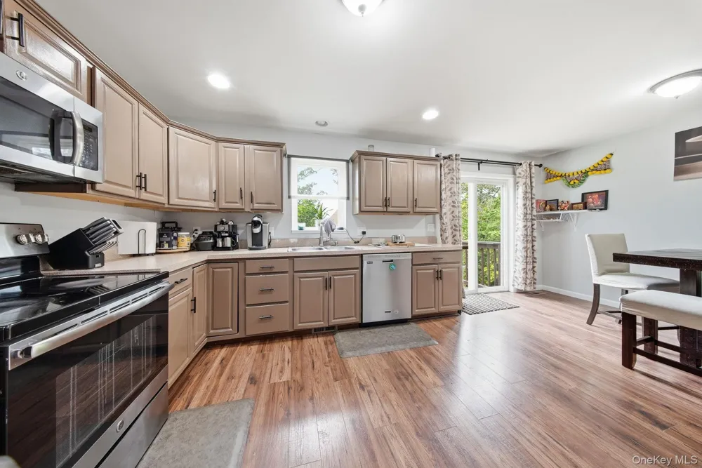 4 Deerfield Court Rock Hill, NY 12775
