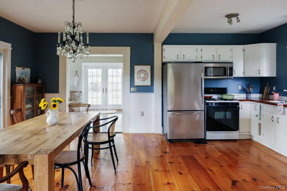 215 Moore Road Germantown, NY 12526