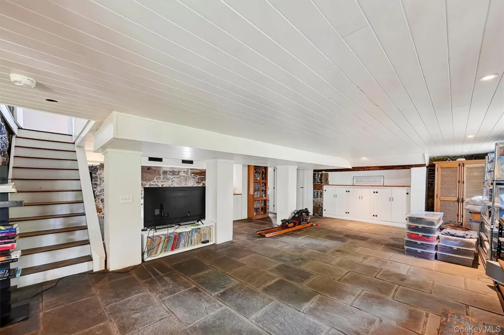 123 Collabar Road Montgomery, NY 12549