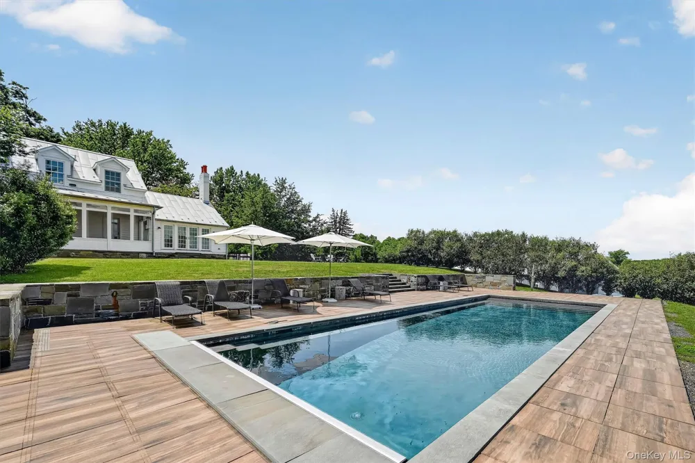 123 Collabar Road Montgomery, NY 12549
