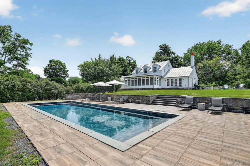 123 Collabar Road Montgomery, NY 12549