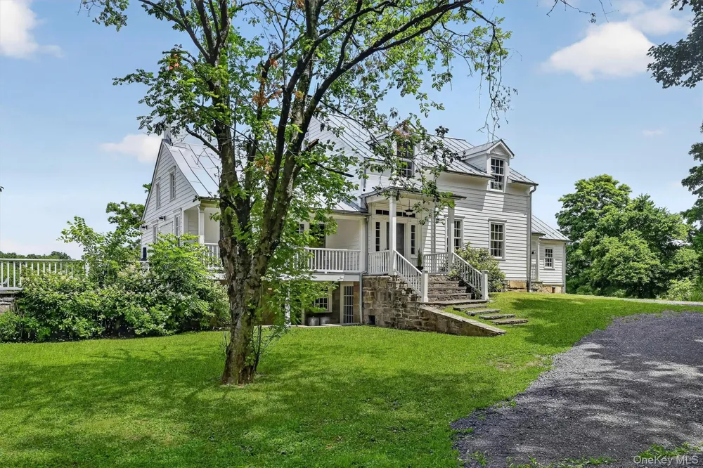 123 Collabar Road Montgomery, NY 12549