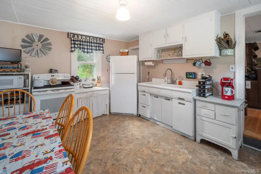 1841 State route 10 Route Jefferson, NY 12093