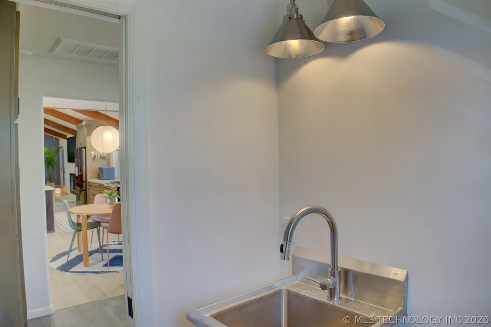 4512 S Lewis Place Tulsa, OK 74105
