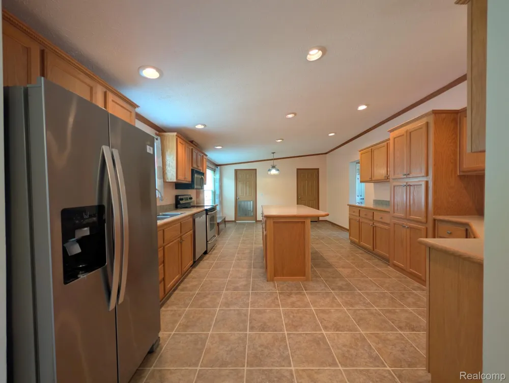 11766 Village Pines Court Green Oak Township, MI 48178