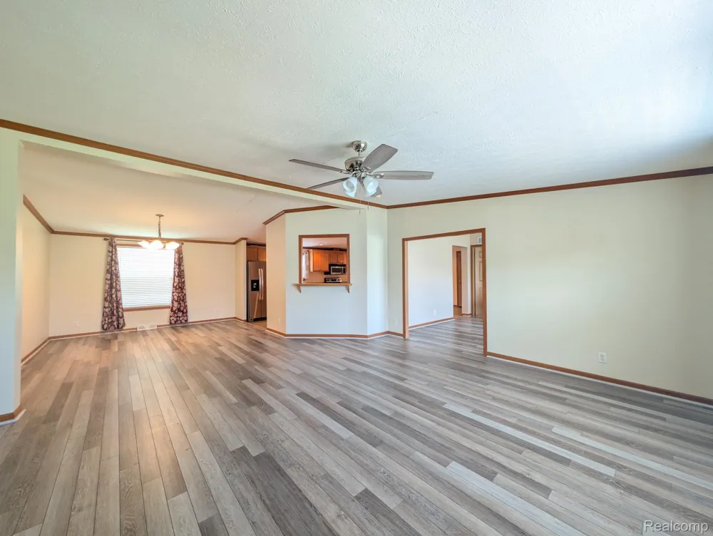 11766 Village Pines Court Green Oak Township, MI 48178