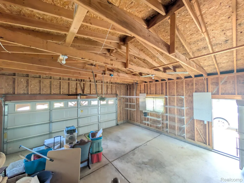 11766 Village Pines Court Green Oak Township, MI 48178