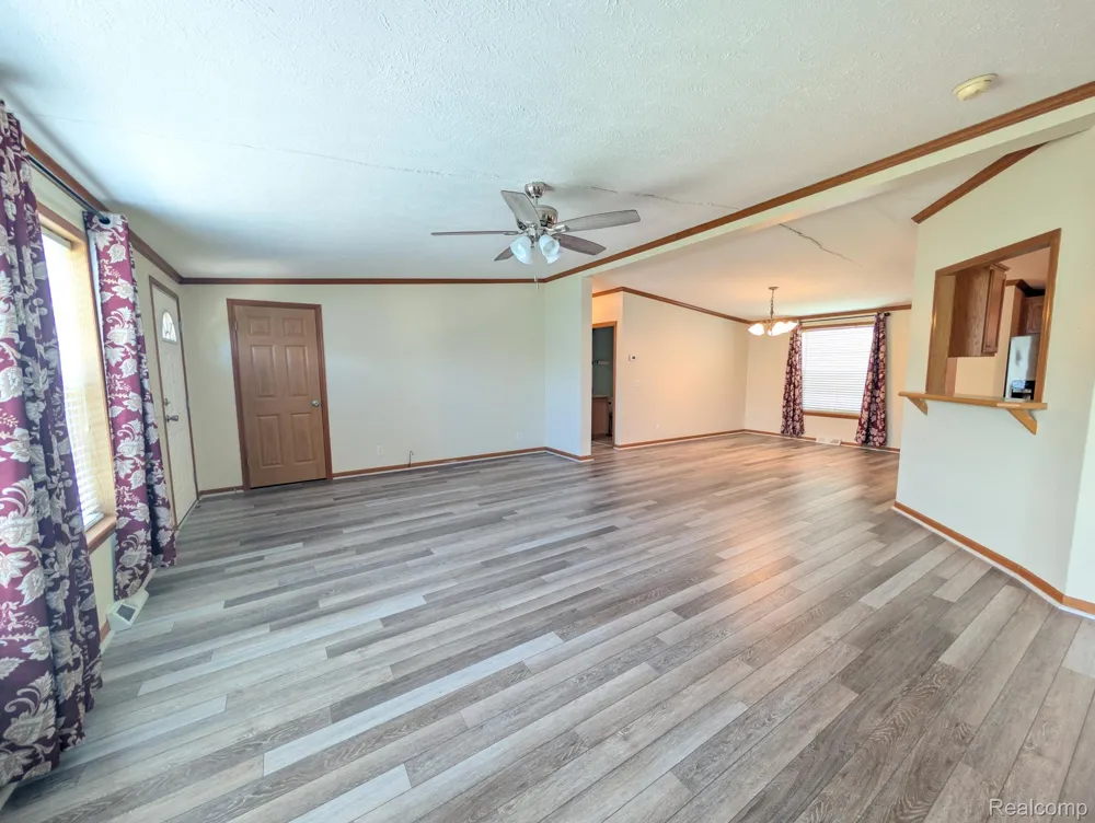 11766 Village Pines Court Green Oak Township, MI 48178