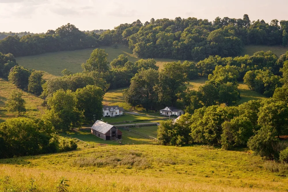 2405 Thompson Rd Lewisburg, TN 37091