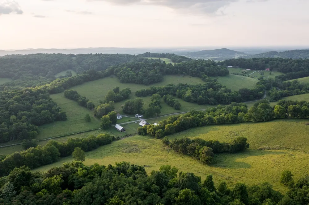 2405 Thompson Rd Lewisburg, TN 37091