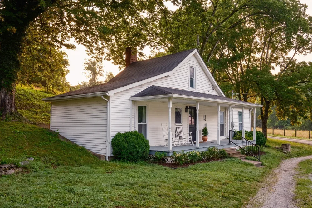 2405 Thompson Rd Lewisburg, TN 37091