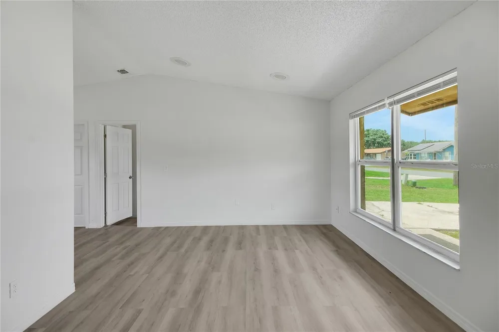 1229 PADGETT CIRCLE Lady Lake, FL 32159