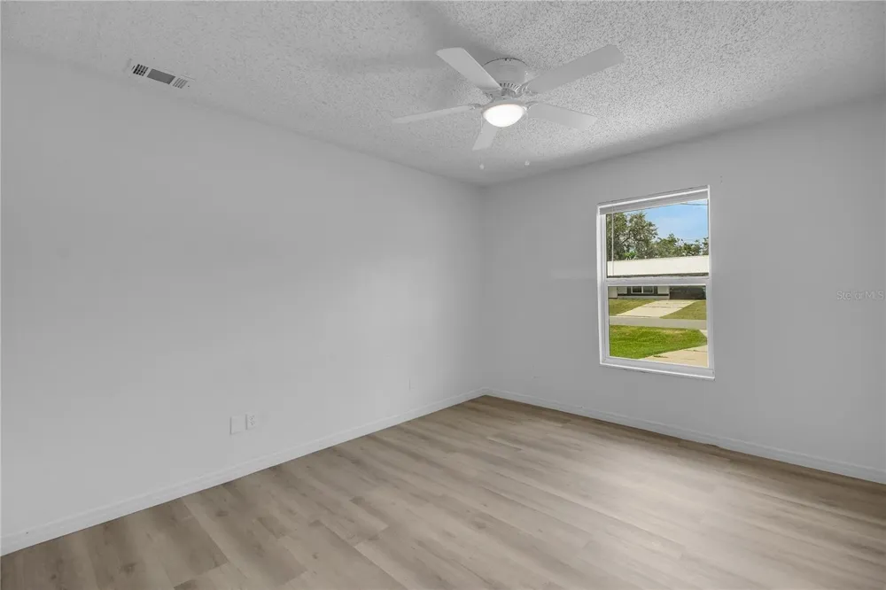 1229 PADGETT CIRCLE Lady Lake, FL 32159