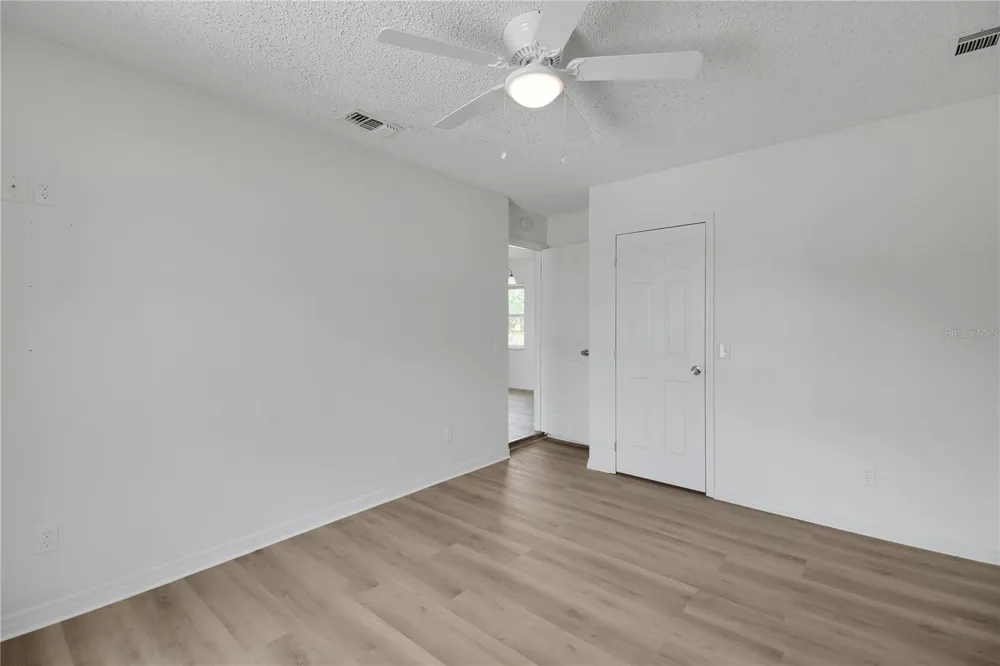 1229 PADGETT CIRCLE Lady Lake, FL 32159