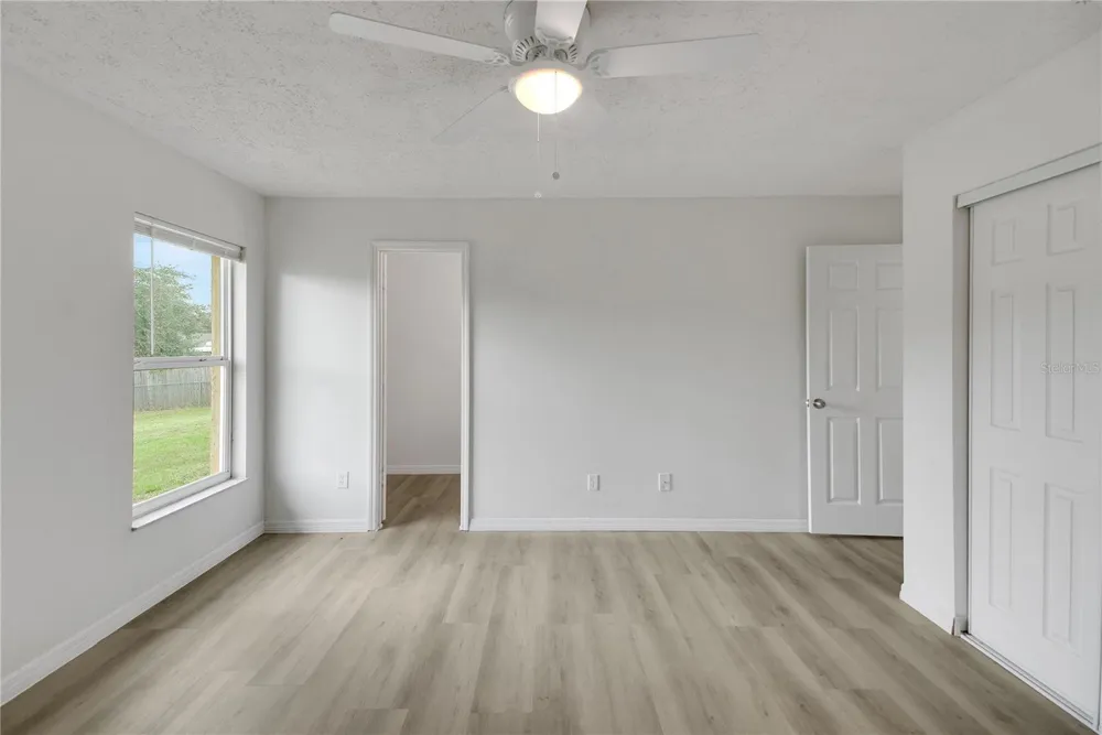 1229 PADGETT CIRCLE Lady Lake, FL 32159