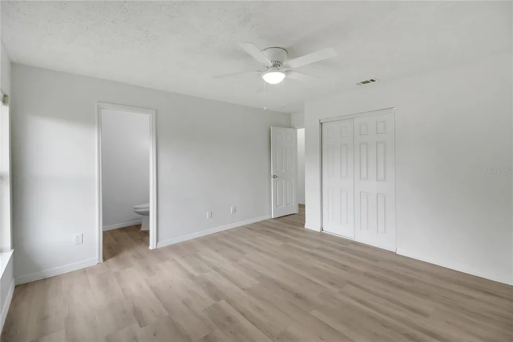 1229 PADGETT CIRCLE Lady Lake, FL 32159