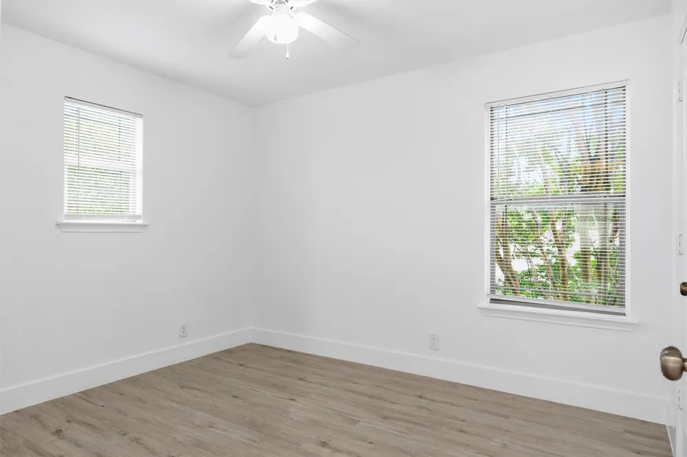 215 Myrtle Street Kyle, TX 78640