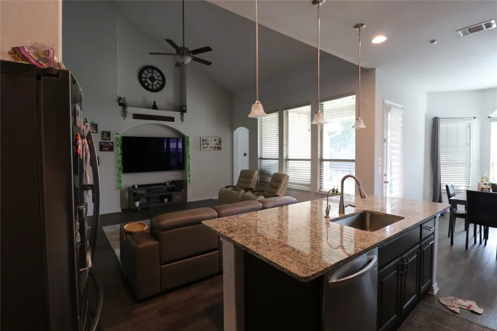 20804 Snow Bunting Lane Pflugerville, TX 78660