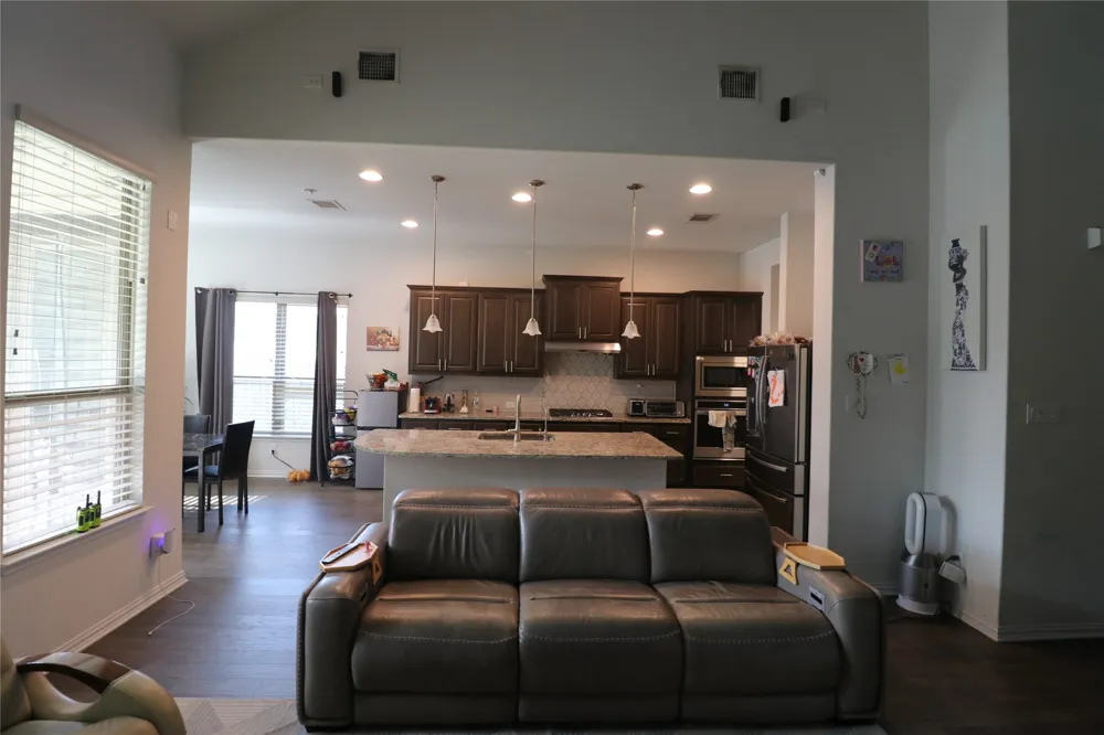 20804 Snow Bunting Lane Pflugerville, TX 78660