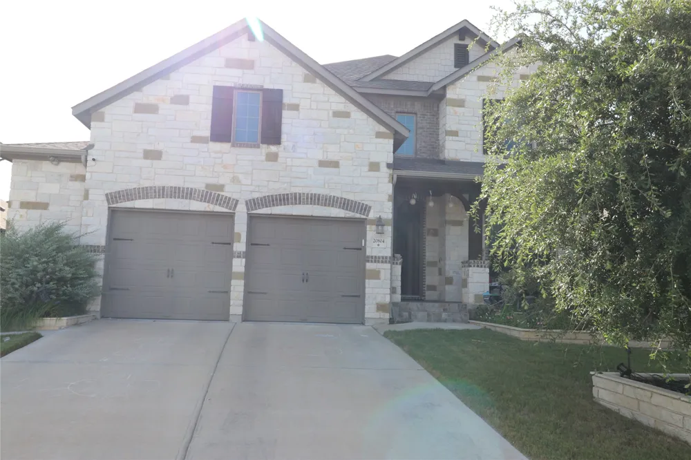 20804 Snow Bunting Lane Pflugerville, TX 78660