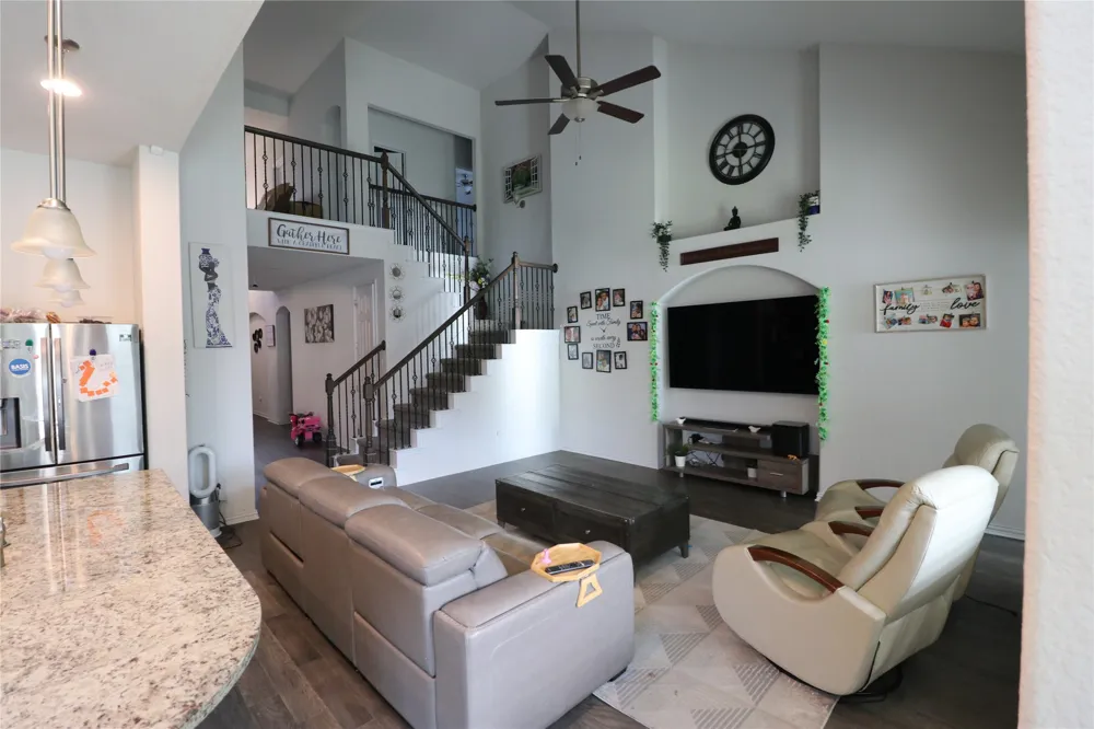 20804 Snow Bunting Lane Pflugerville, TX 78660