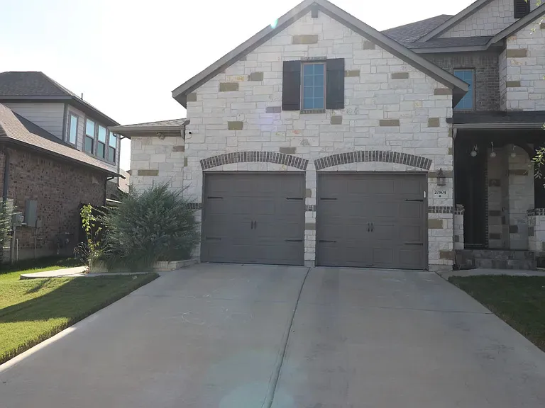 20804 Snow Bunting Lane Pflugerville, TX 78660