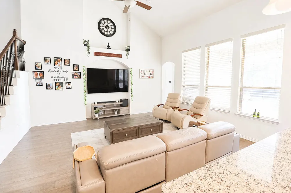20804 Snow Bunting Lane Pflugerville, TX 78660