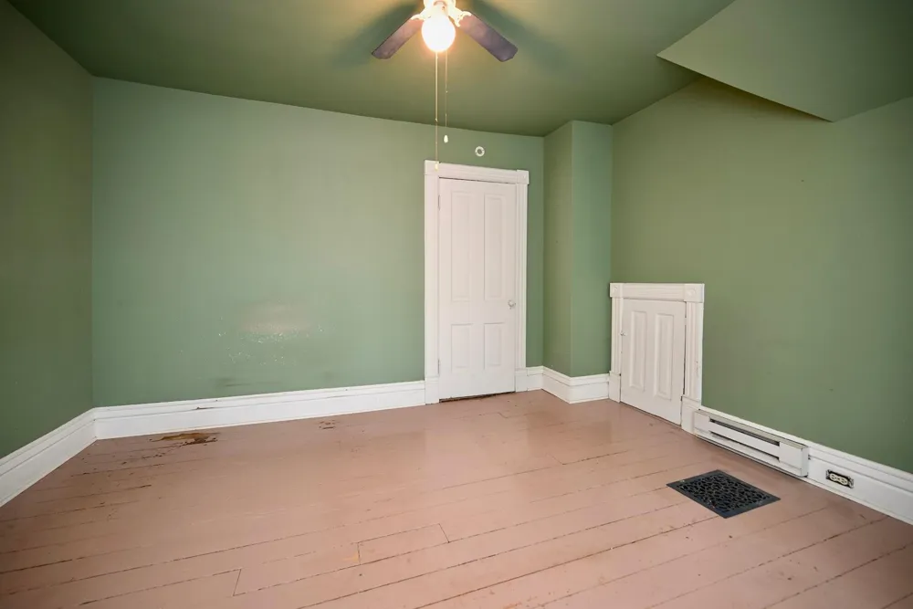 653 Johnson Street Winona, MN 55987