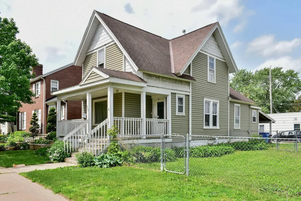 653 Johnson Street Winona, MN 55987