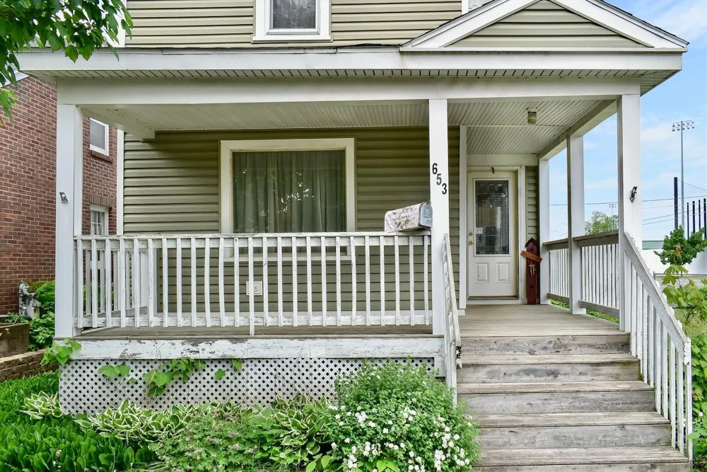 653 Johnson Street Winona, MN 55987