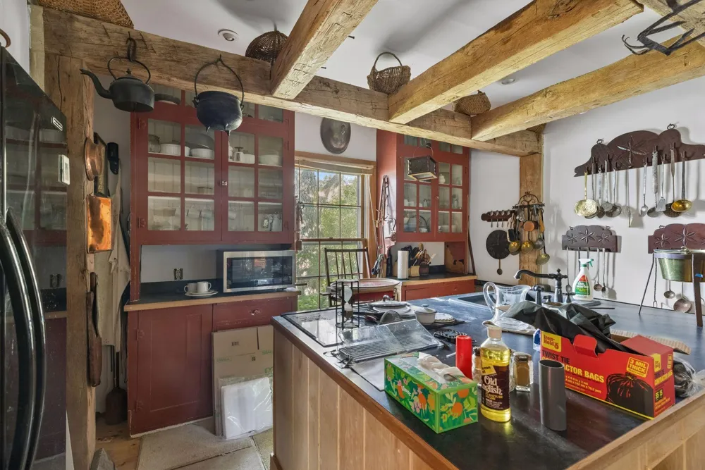 212 Basil Street Taylors Falls, MN 55084