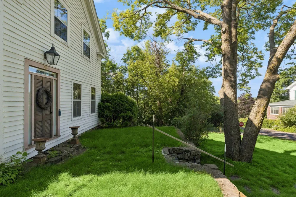 212 Basil Street Taylors Falls, MN 55084