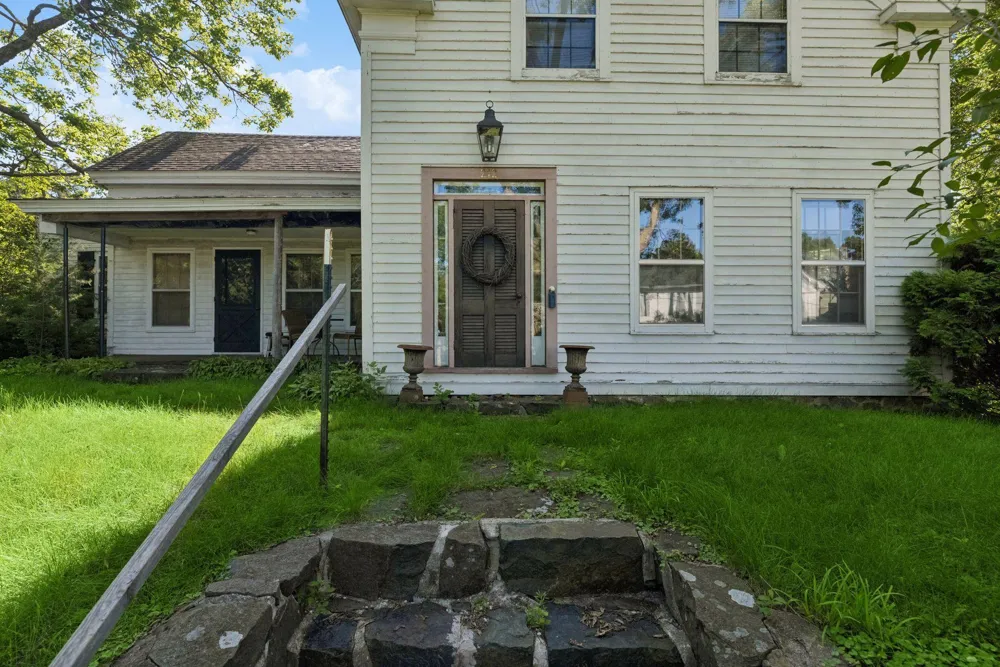212 Basil Street Taylors Falls, MN 55084