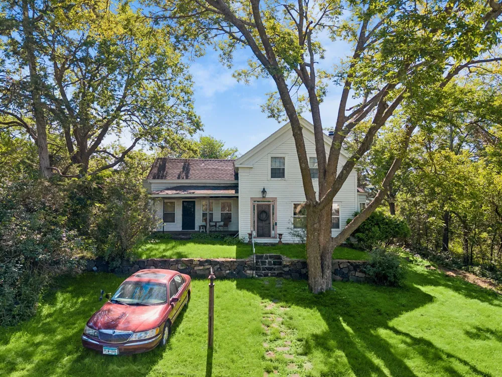 212 Basil Street Taylors Falls, MN 55084