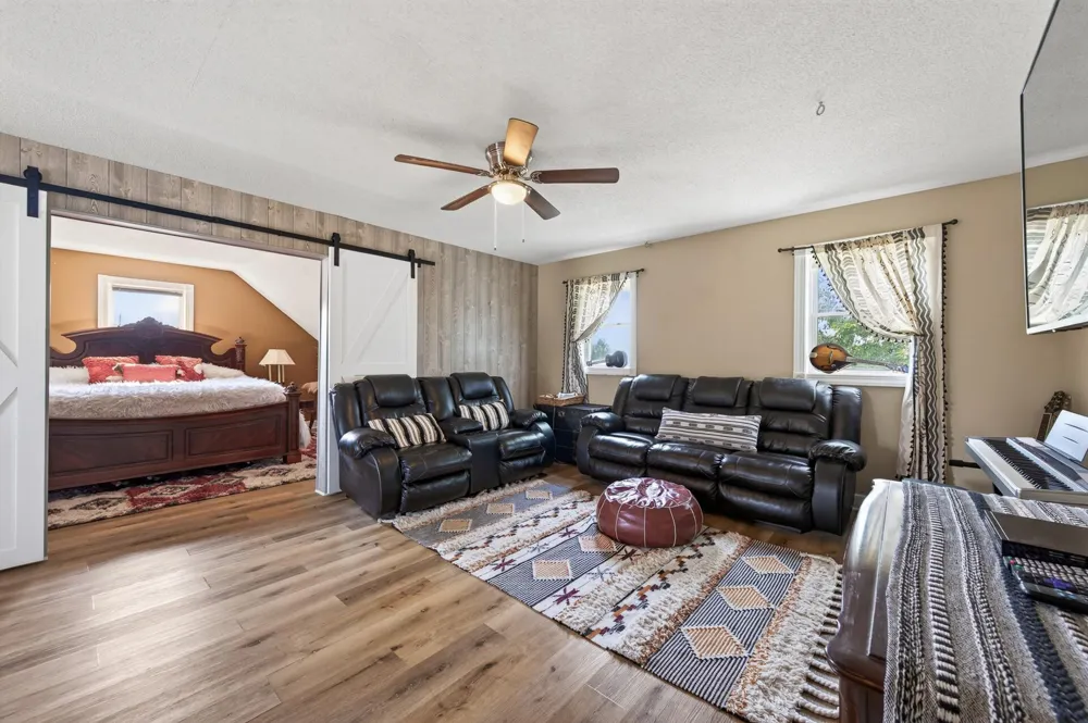 9711 Ireland Avenue NW Annandale, MN 55302