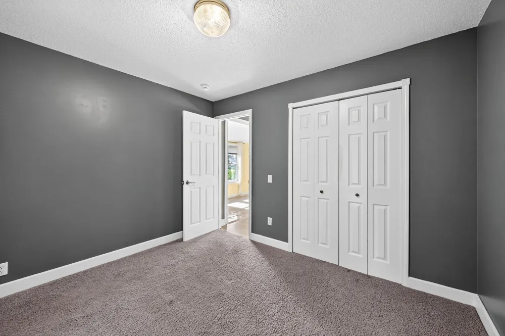 9711 Ireland Avenue NW Annandale, MN 55302