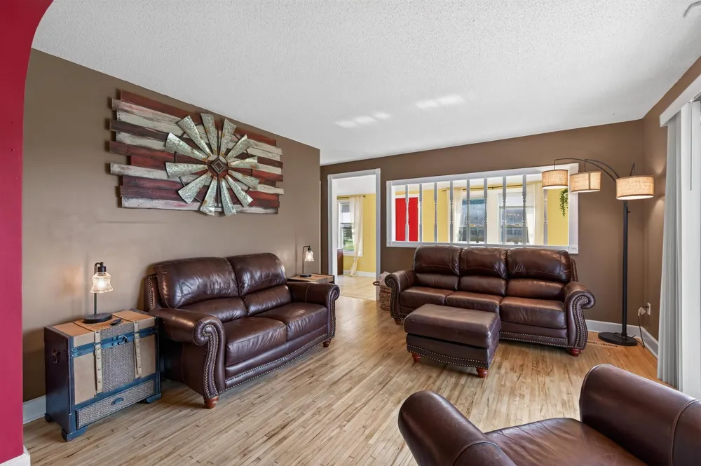 9711 Ireland Avenue NW Annandale, MN 55302
