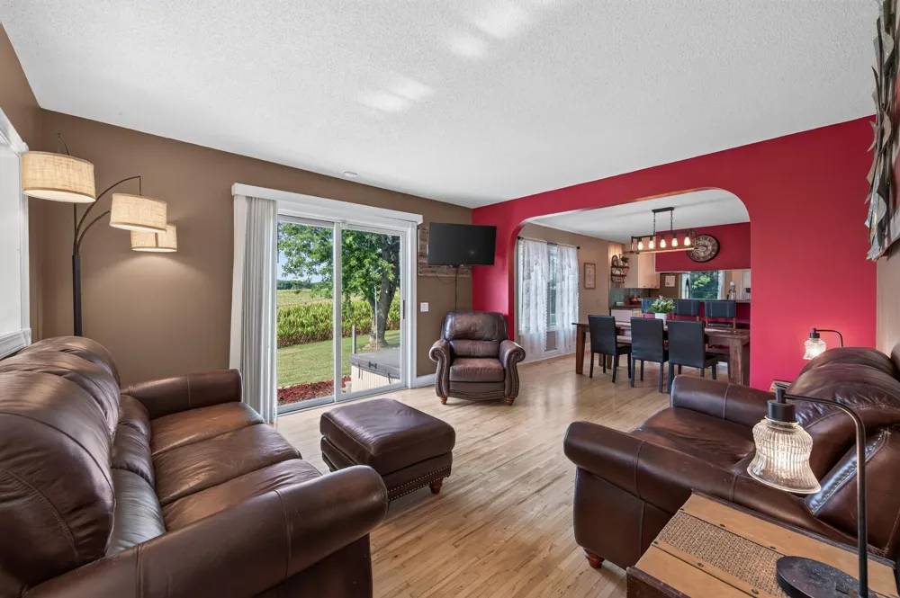 9711 Ireland Avenue NW Annandale, MN 55302