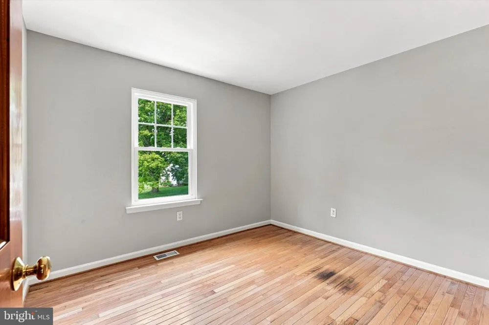 737 VANCE DRIVE Glenside, PA 19038