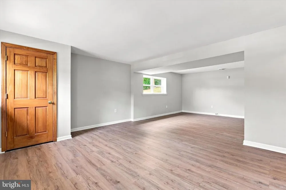 737 VANCE DRIVE Glenside, PA 19038