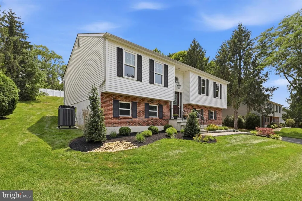737 VANCE DRIVE Glenside, PA 19038