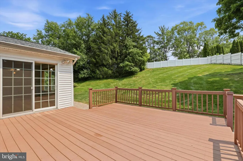 737 VANCE DRIVE Glenside, PA 19038