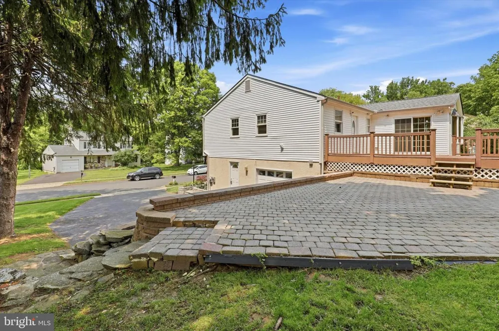 737 VANCE DRIVE Glenside, PA 19038