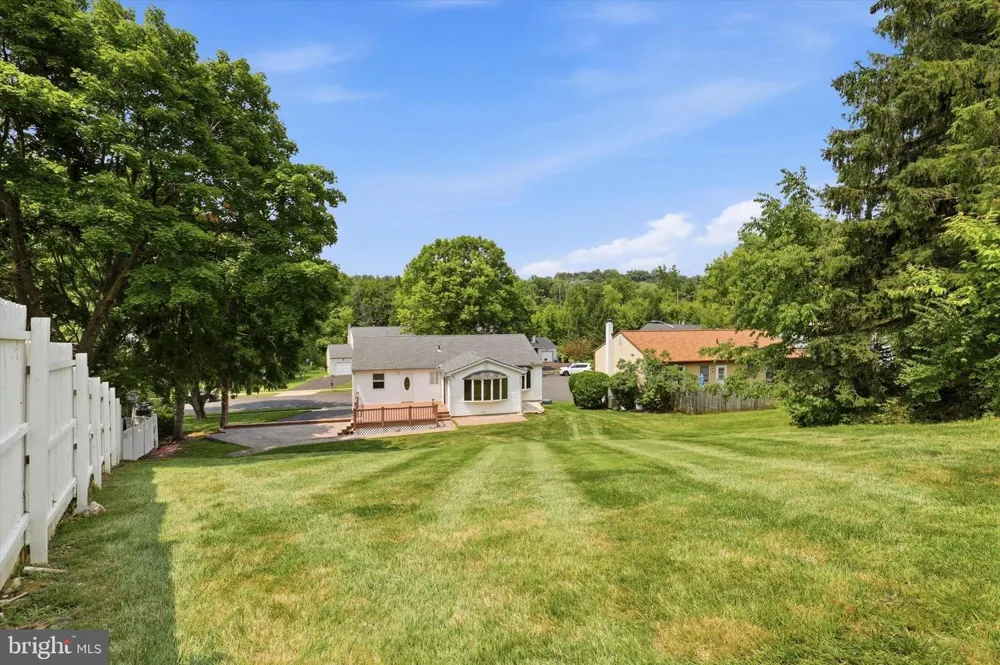 737 VANCE DRIVE Glenside, PA 19038